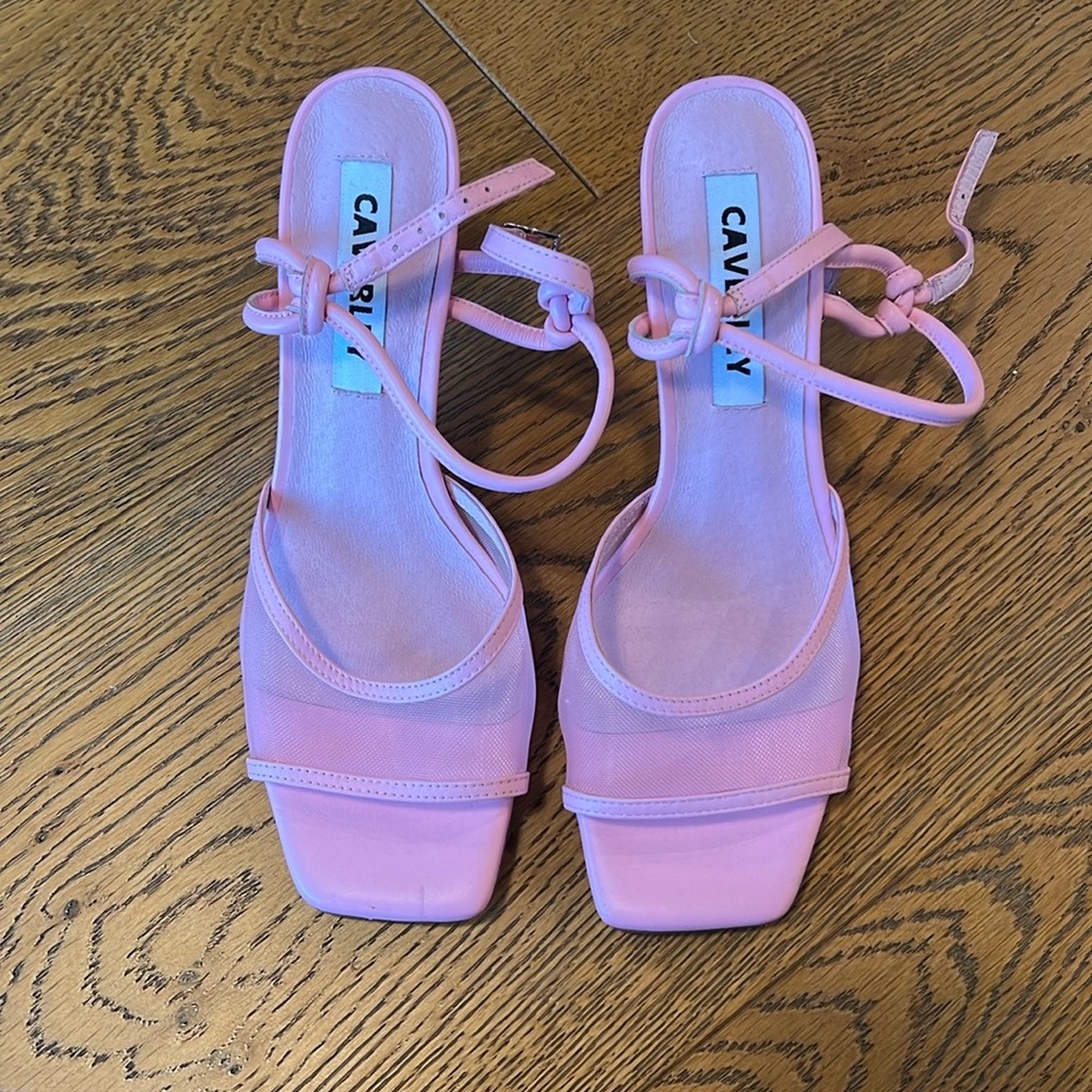 CAVERLY PINK HEELS